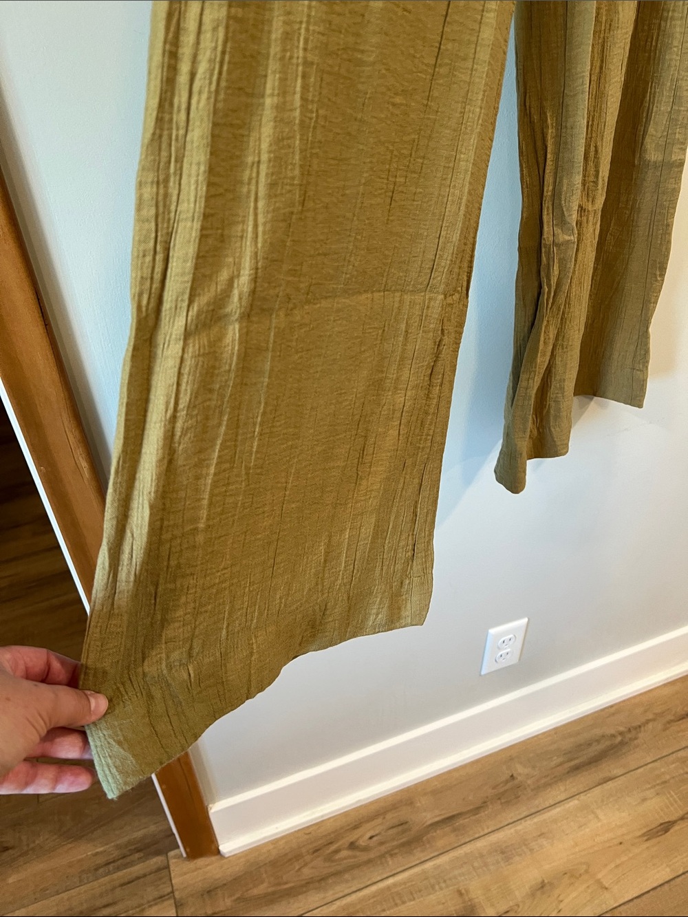 Zara - Wide-Leg High-Waist Pants in Olive Green, L - Picture 4 of 8